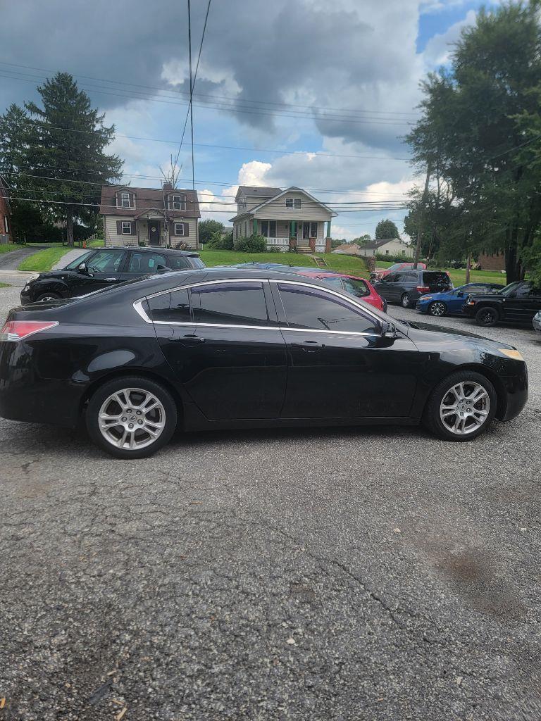 Acura TL 5-Speed AT 2010