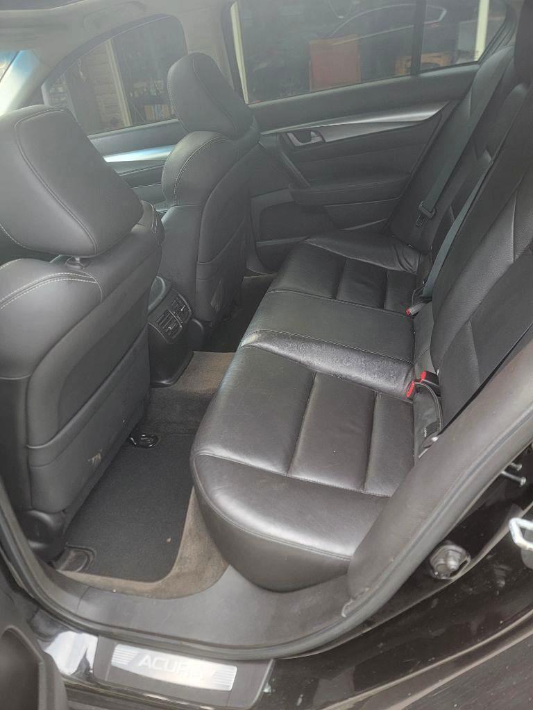 Acura TL 5-Speed AT 2010