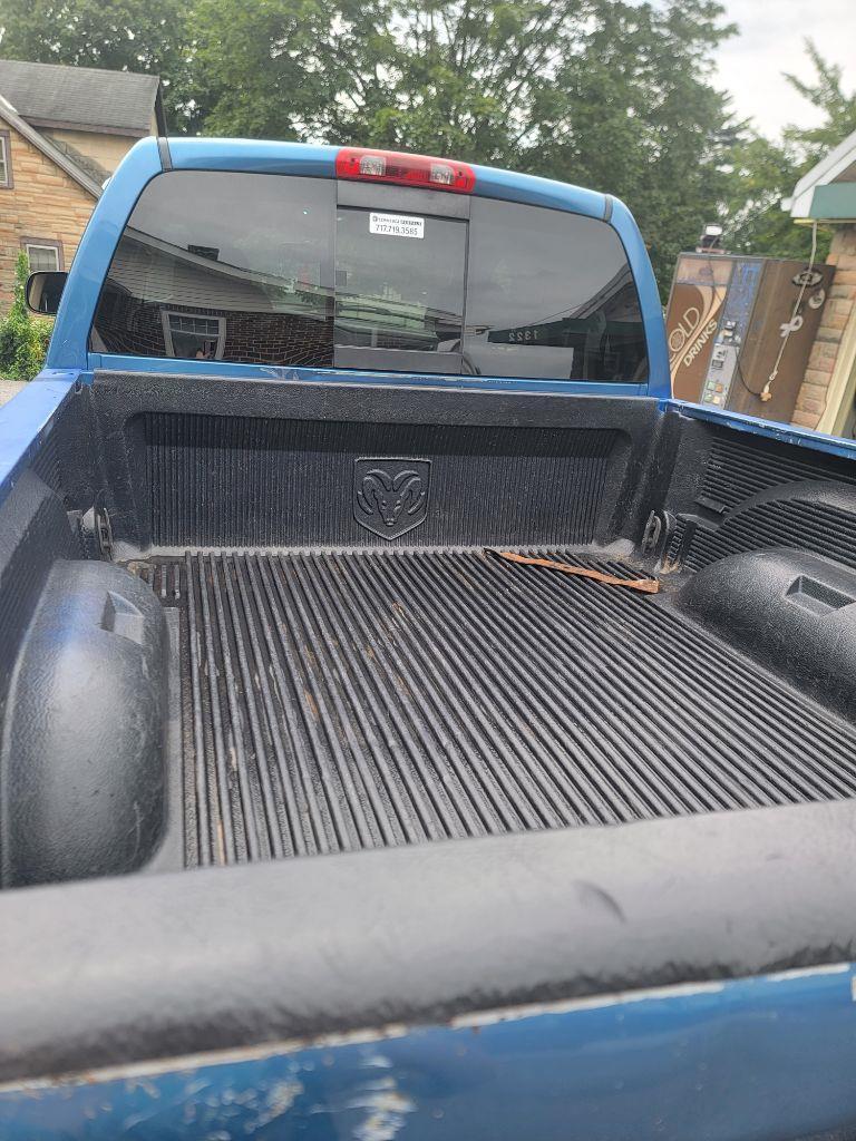 Dodge Ram 1500 ST Quad Cab Long Bed 4WD 2005