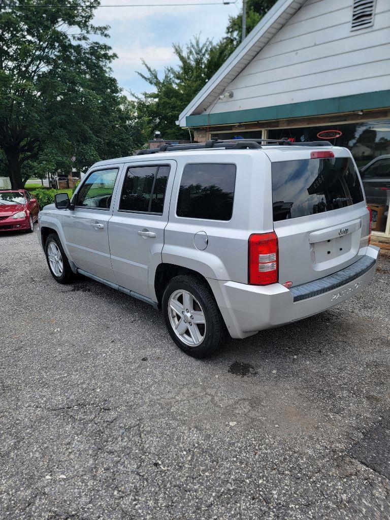 Jeep Patriot Sport 2WD 2010