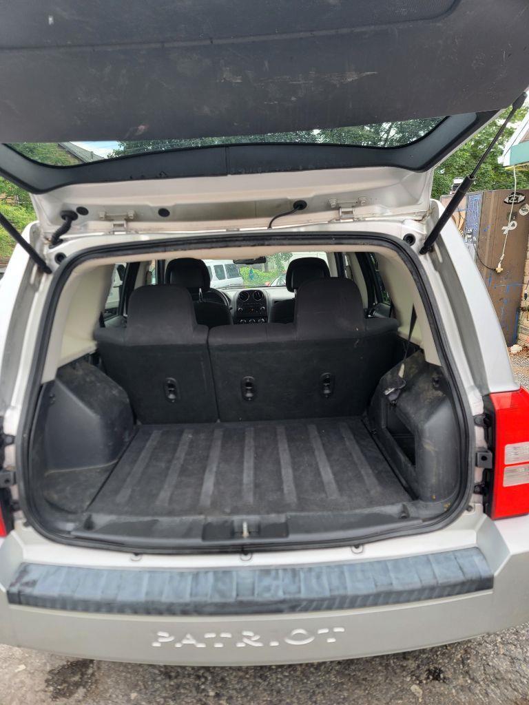 Jeep Patriot Sport 2WD 2010