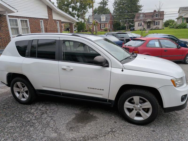 Jeep Compass Sport 4WD 2011