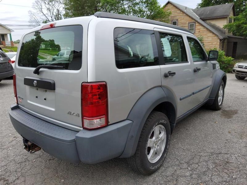 Dodge Nitro SXT 4WD 2008