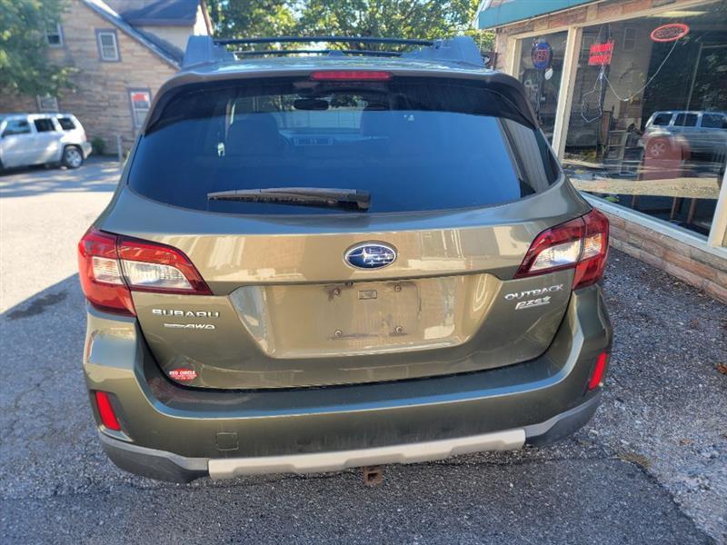Subaru Outback 2.5i Limited 2015