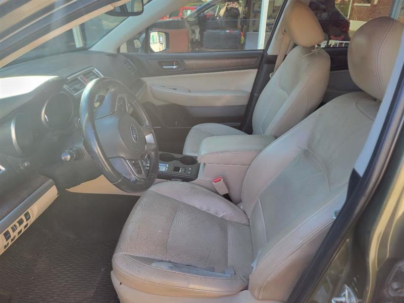 Subaru Outback 2.5i Limited 2015