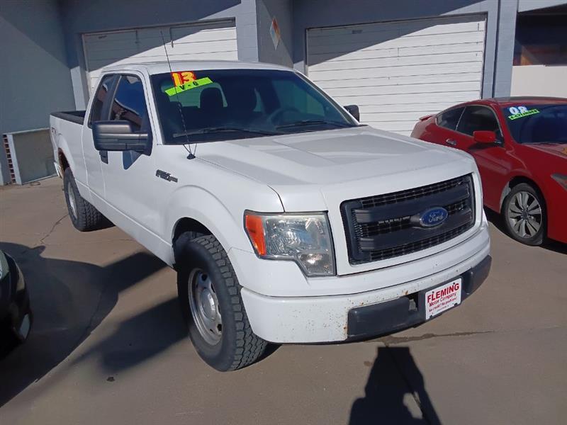 Ford F-150 XL SuperCab 8-ft. Bed 2WD 2013