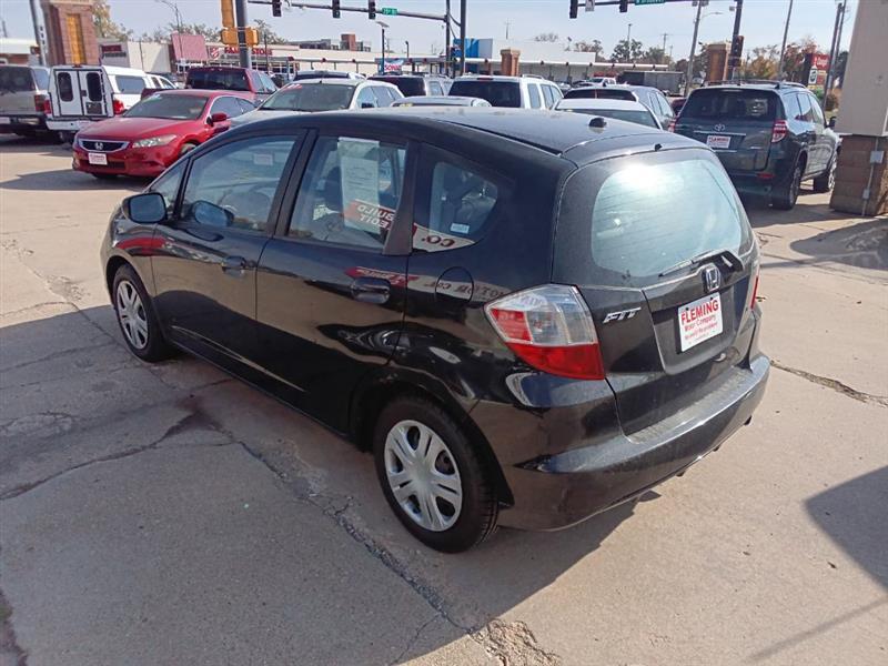 Honda Fit 5-Speed MT 2009
