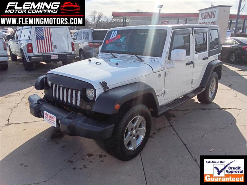 2010 Jeep Wrangler Unlimited Sahara's photo