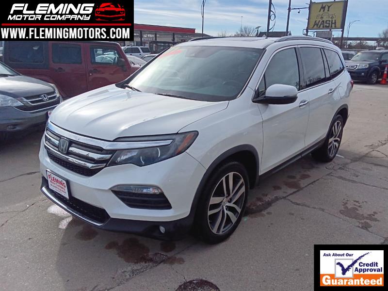 2017 Honda Pilot Touring's photo