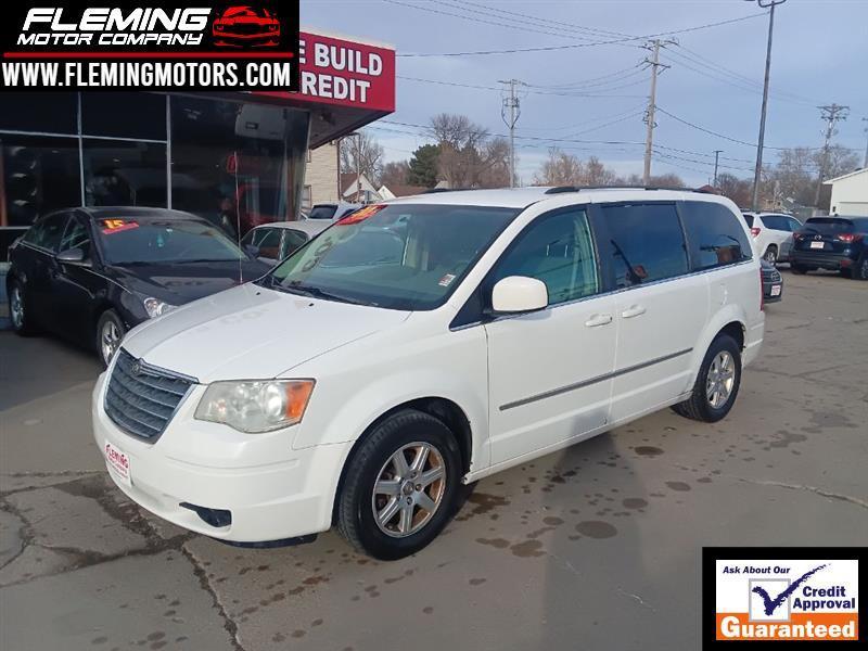 2010 Chrysler Town & Country Touring