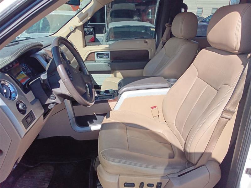 Ford F-150 XL SuperCrew 5.5-ft. Bed 4WD 2014