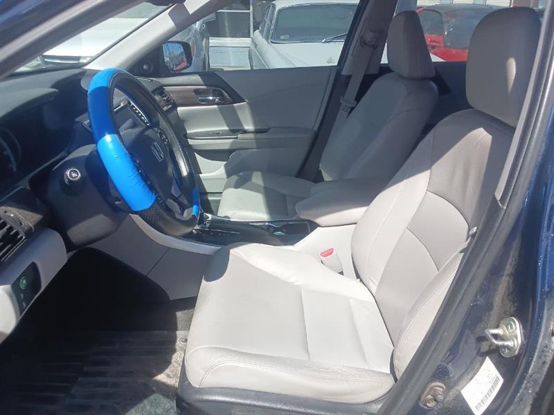 Honda Accord EX-L Sedan CVT w/ Honda Sensing 2016