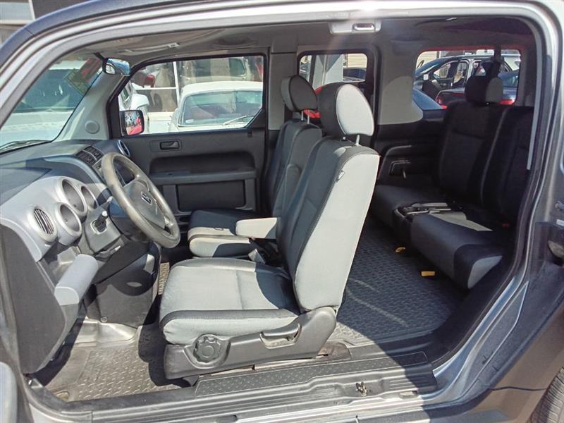 Honda Element EX 4WD 4-spd AT 2005