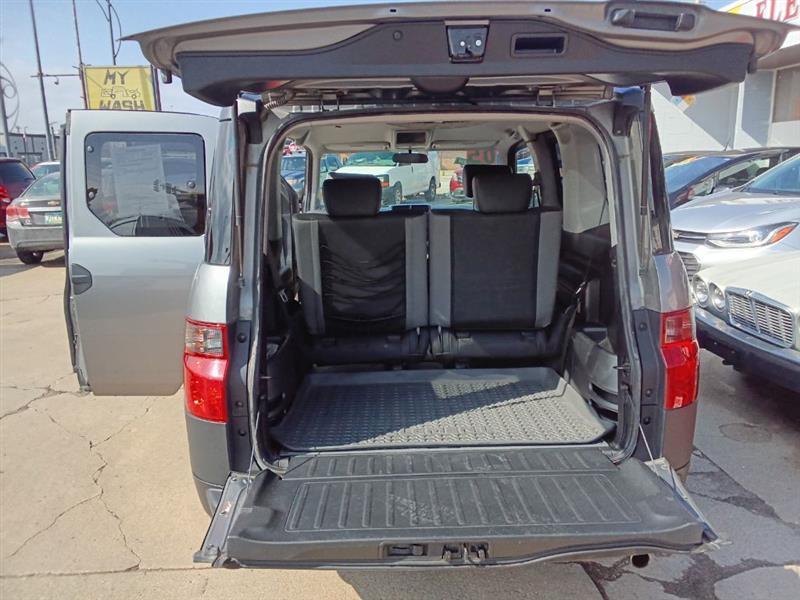Honda Element EX 4WD 4-spd AT 2005