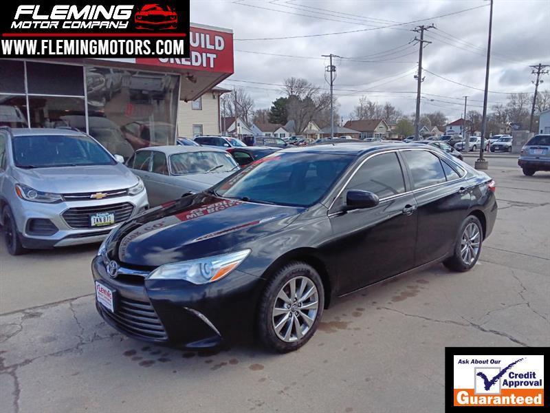 Toyota Camry LE 2017