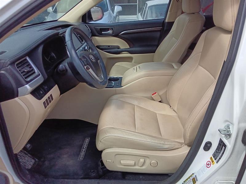 Toyota Highlander Limited AWD V6 2014