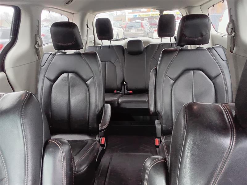 Chrysler Pacifica Touring-L 2020
