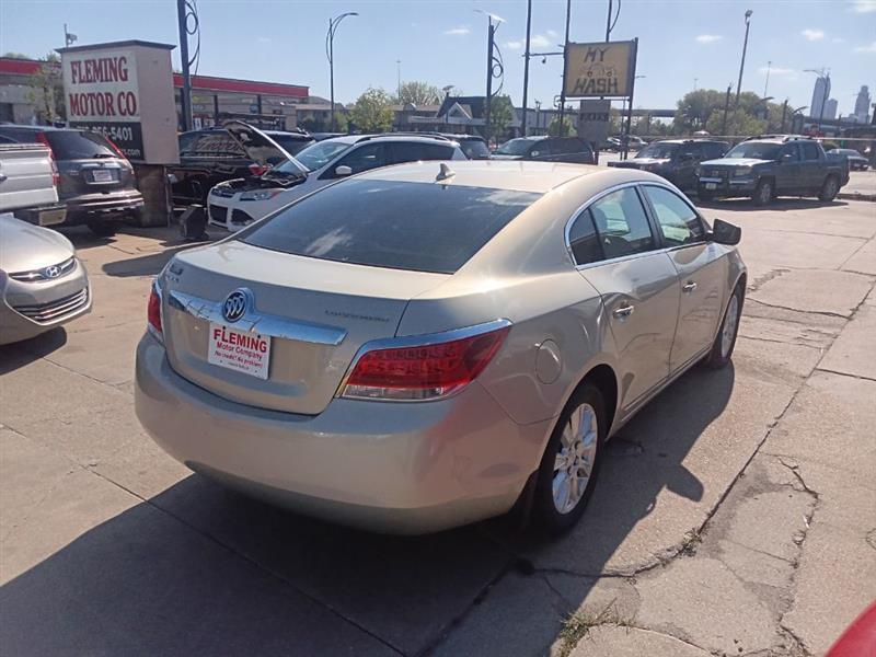 Buick LaCrosse CX 2010