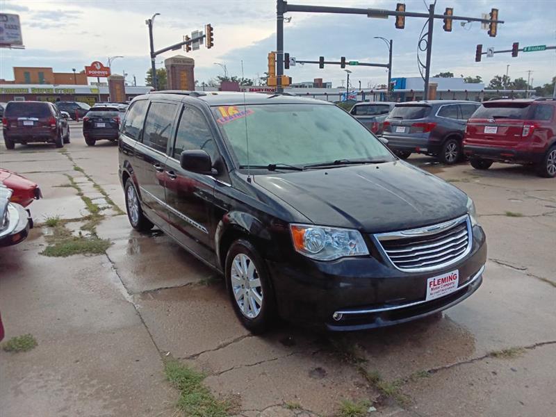 Chrysler Town & Country Touring 2016
