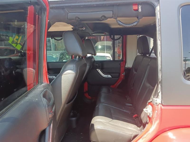 Jeep Wrangler Unlimited Sahara 4WD 2013