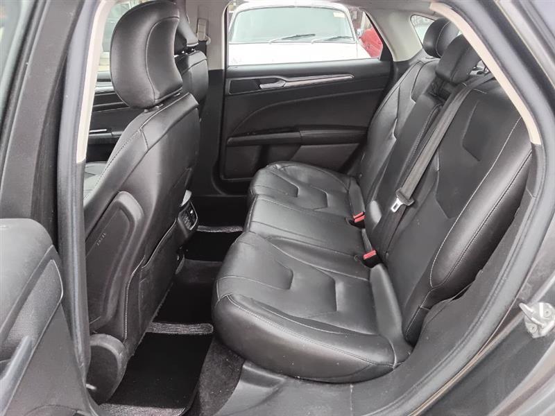Ford Fusion Titanium 2016