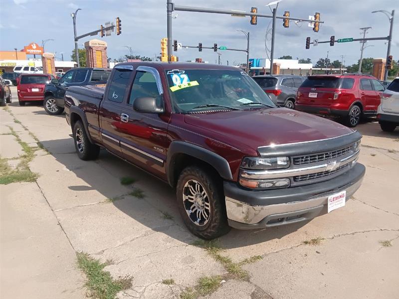Chevrolet Silverado 1500 Ext. Cab Short Bed 2WD 2002