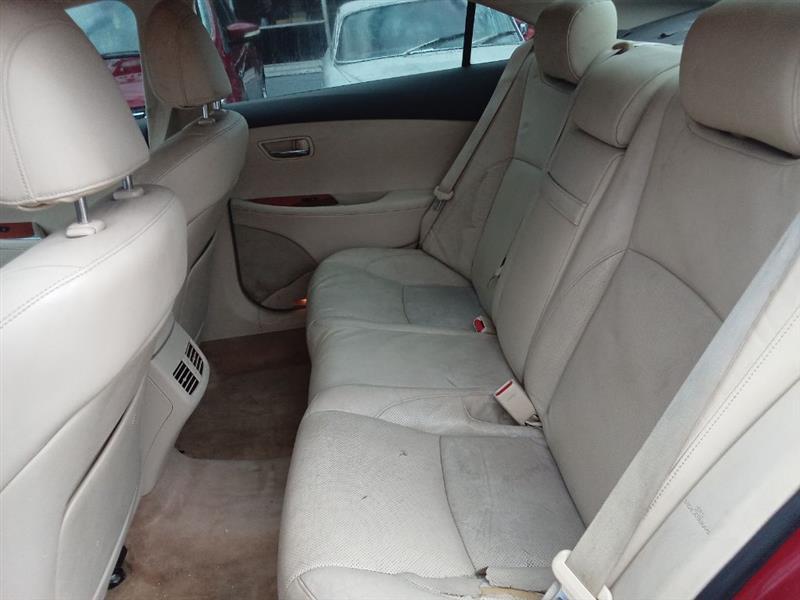 Lexus ES 350 Sedan 2011