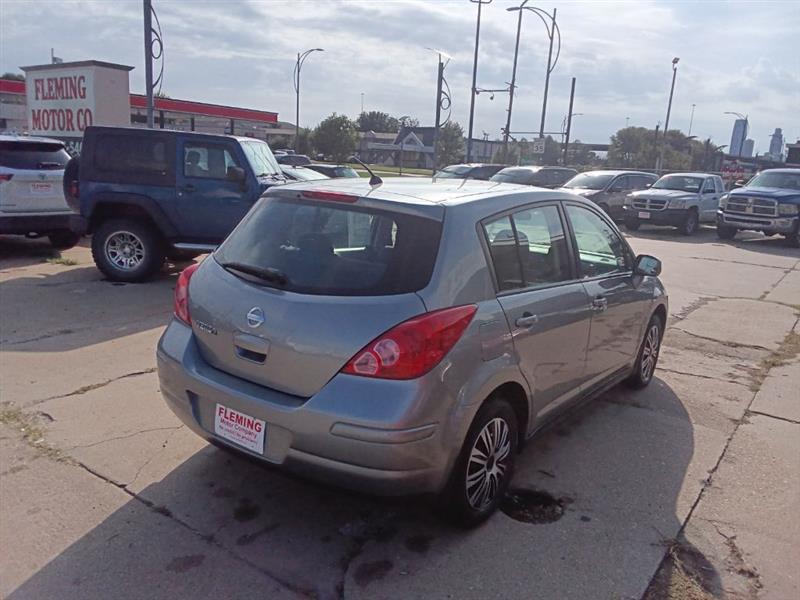 Nissan Versa 1.8 S 2008