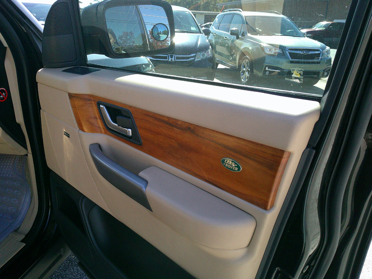 Land Rover Range Rover Sport 4WD 4dr HSE 2008 Land Rover Range Rover Sport 4WD 4dr HSE 2008