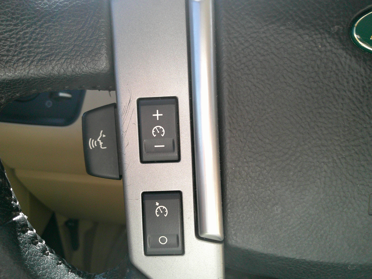 Land Rover Range Rover Sport 4WD 4dr HSE 2008 Land Rover Range Rover Sport 4WD 4dr HSE 2008