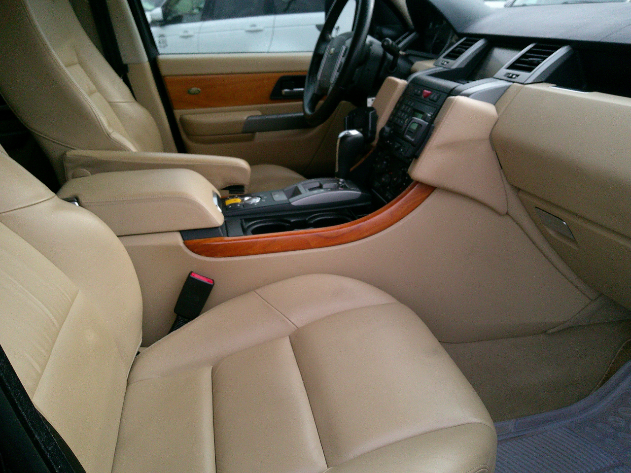 Land Rover Range Rover Sport 4WD 4dr HSE 2008