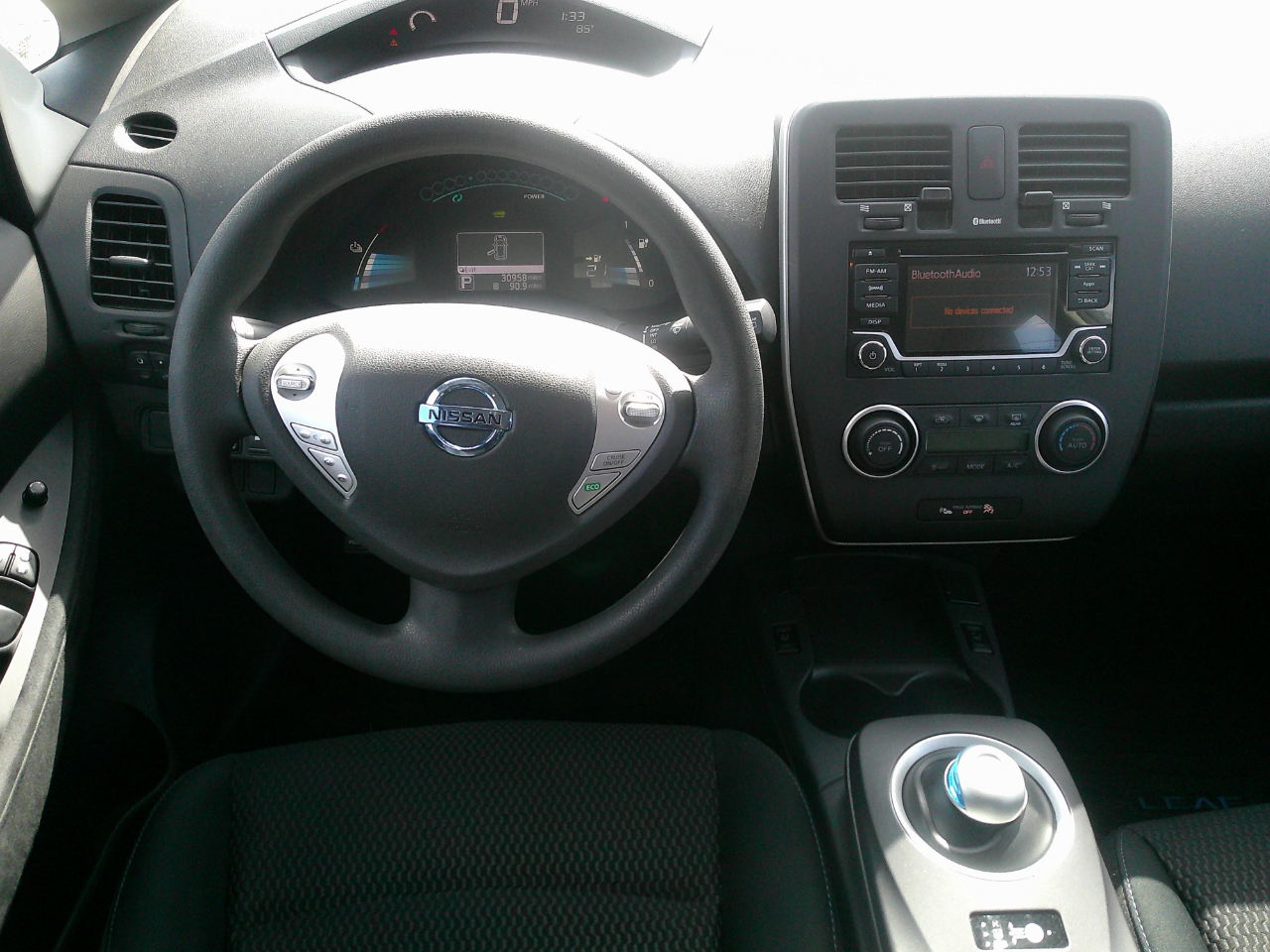 Nissan Leaf S Hatchback 2017 Nissan Leaf S Hatchback 2017