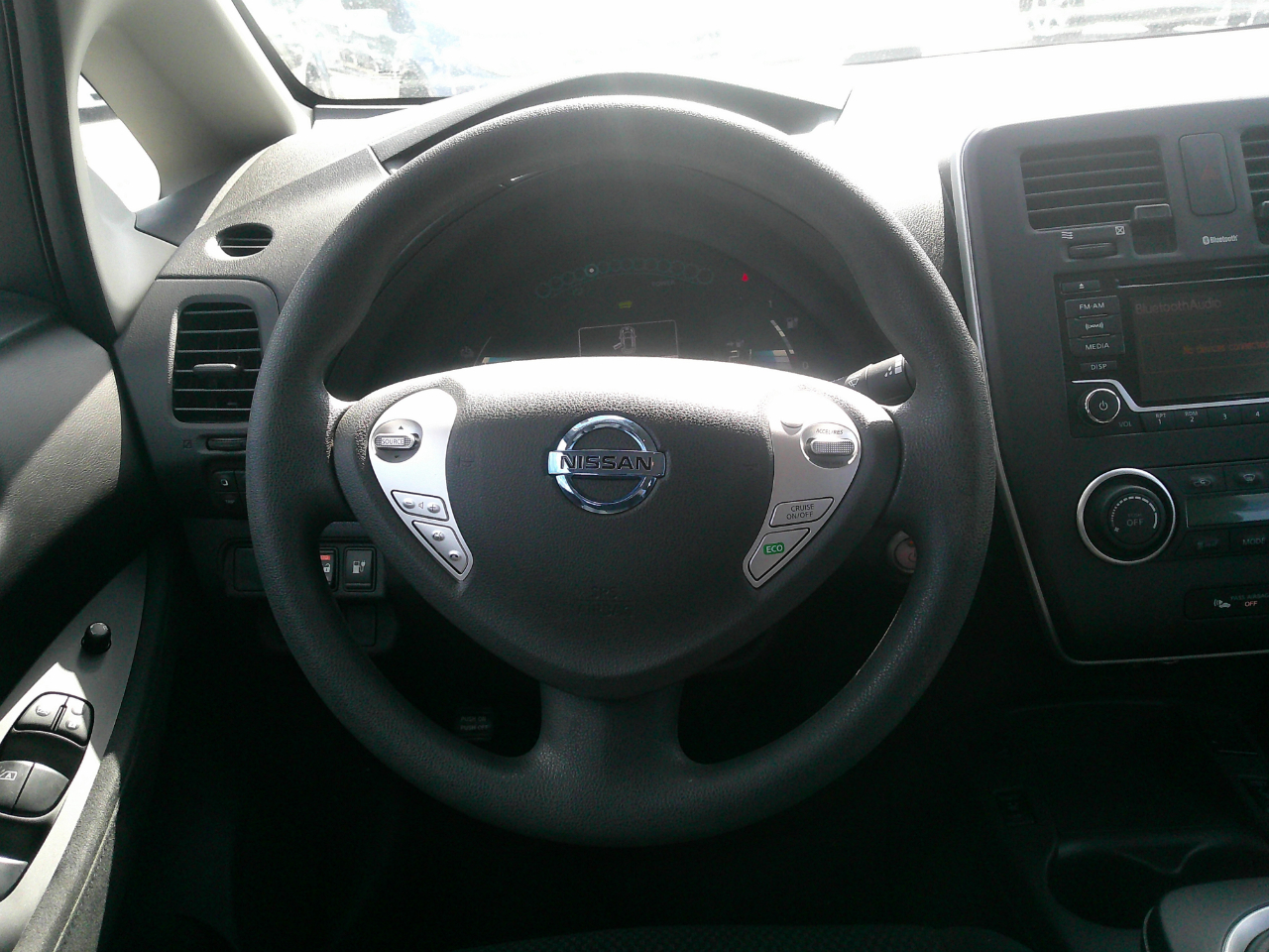 Nissan Leaf S Hatchback 2017 Nissan Leaf S Hatchback 2017