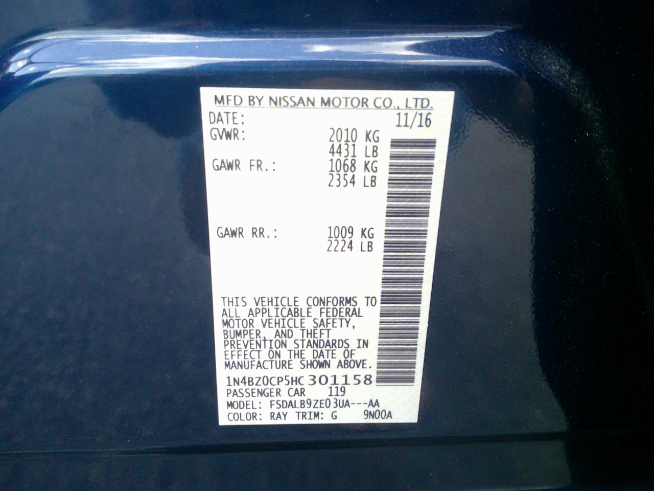 Nissan Leaf S Hatchback 2017 Nissan Leaf S Hatchback 2017