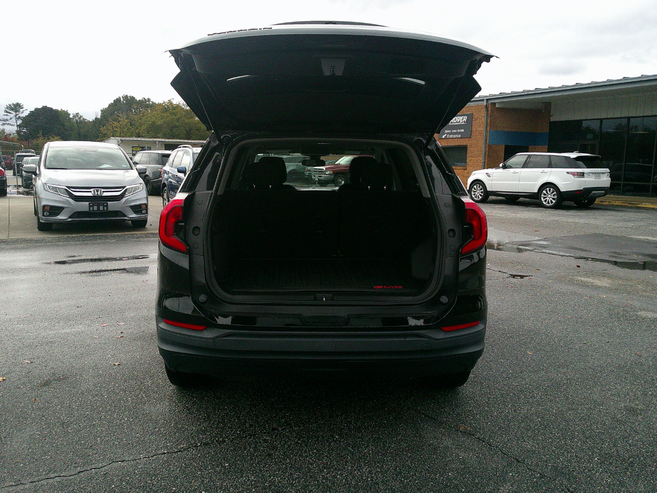 GMC Terrain FWD 4dr SLE 2020 GMC Terrain FWD 4dr SLE 2020