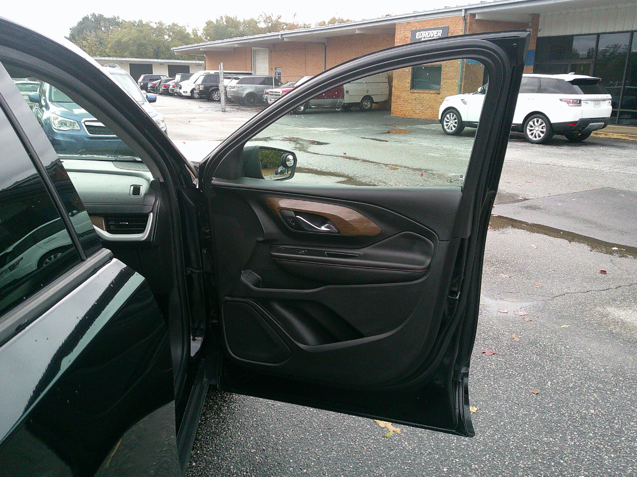 GMC Terrain FWD 4dr SLE 2020 GMC Terrain FWD 4dr SLE 2020