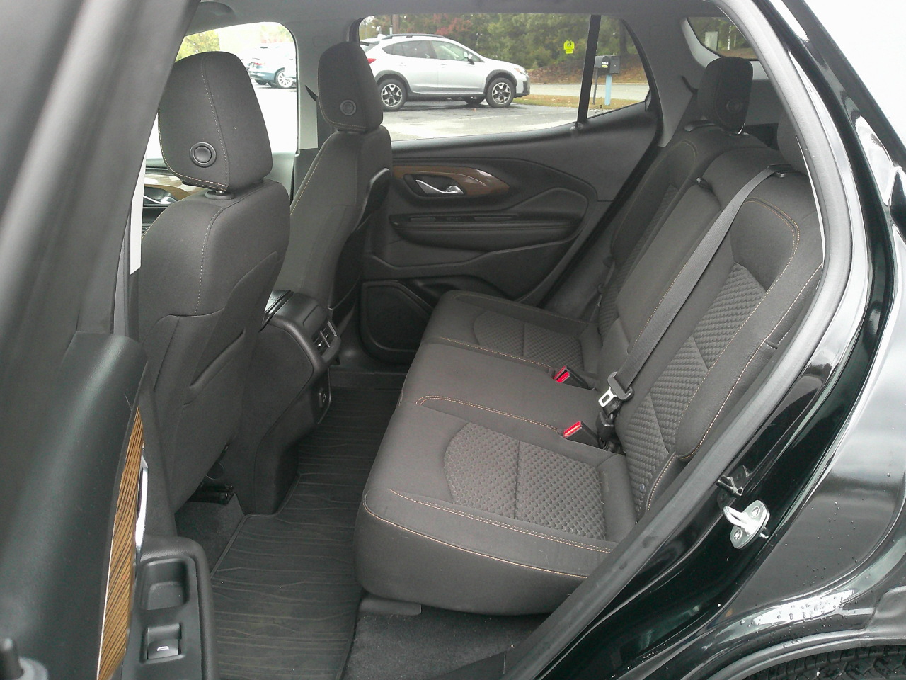 GMC Terrain FWD 4dr SLE 2020 GMC Terrain FWD 4dr SLE 2020