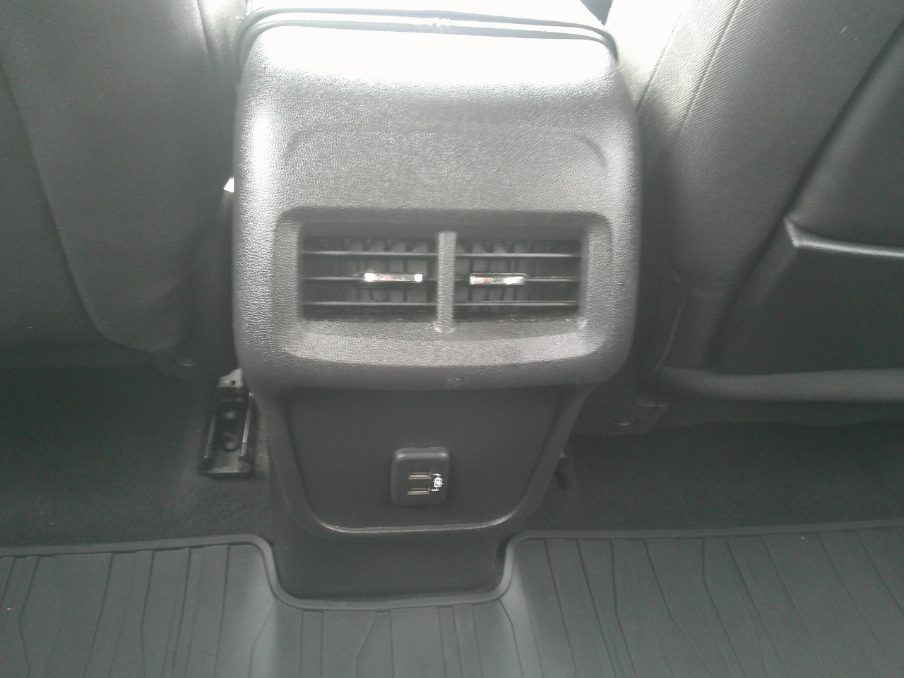 GMC Terrain FWD 4dr SLE 2020 GMC Terrain FWD 4dr SLE 2020