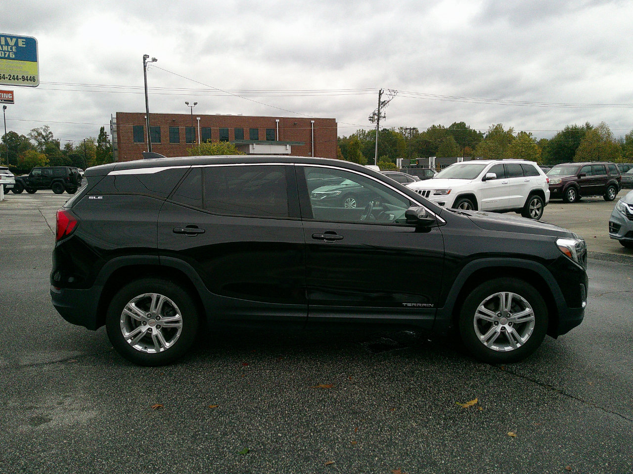 GMC Terrain FWD 4dr SLE 2020 GMC Terrain FWD 4dr SLE 2020