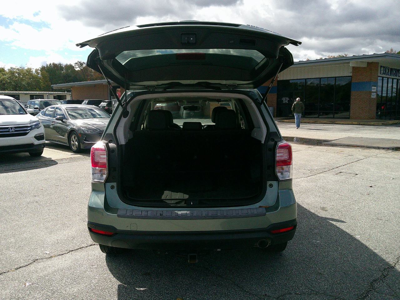 Subaru Forester 2.5i Touring CVT 2017 Subaru Forester 2.5i Touring CVT 2017