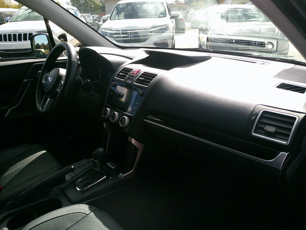 Subaru Forester 2.5i Touring CVT 2017 Subaru Forester 2.5i Touring CVT 2017