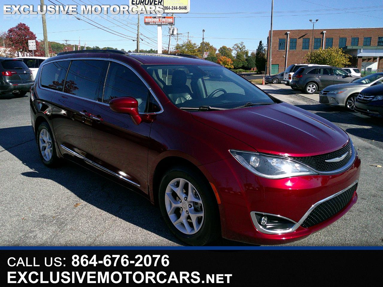 2017 Chrysler Pacifica Touring-L FWD