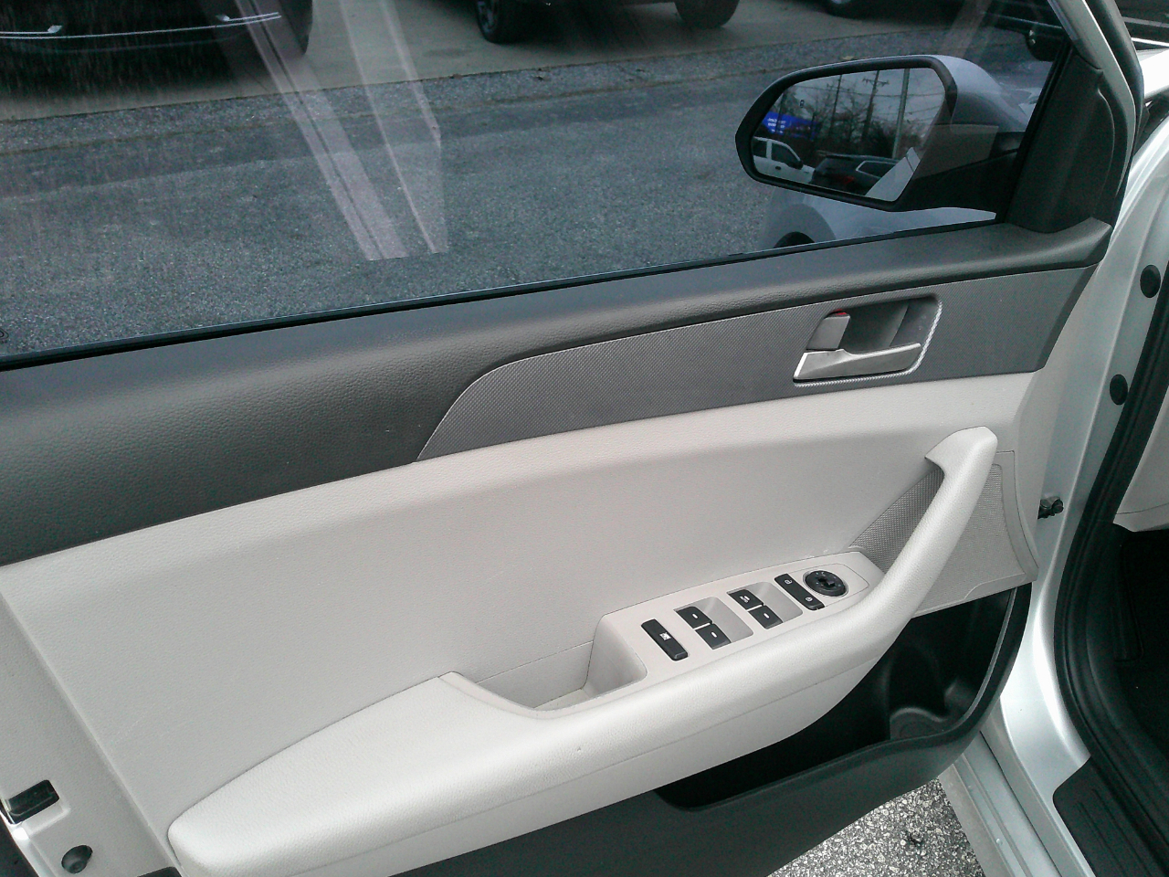 Hyundai Sonata SE 2.4L 2018