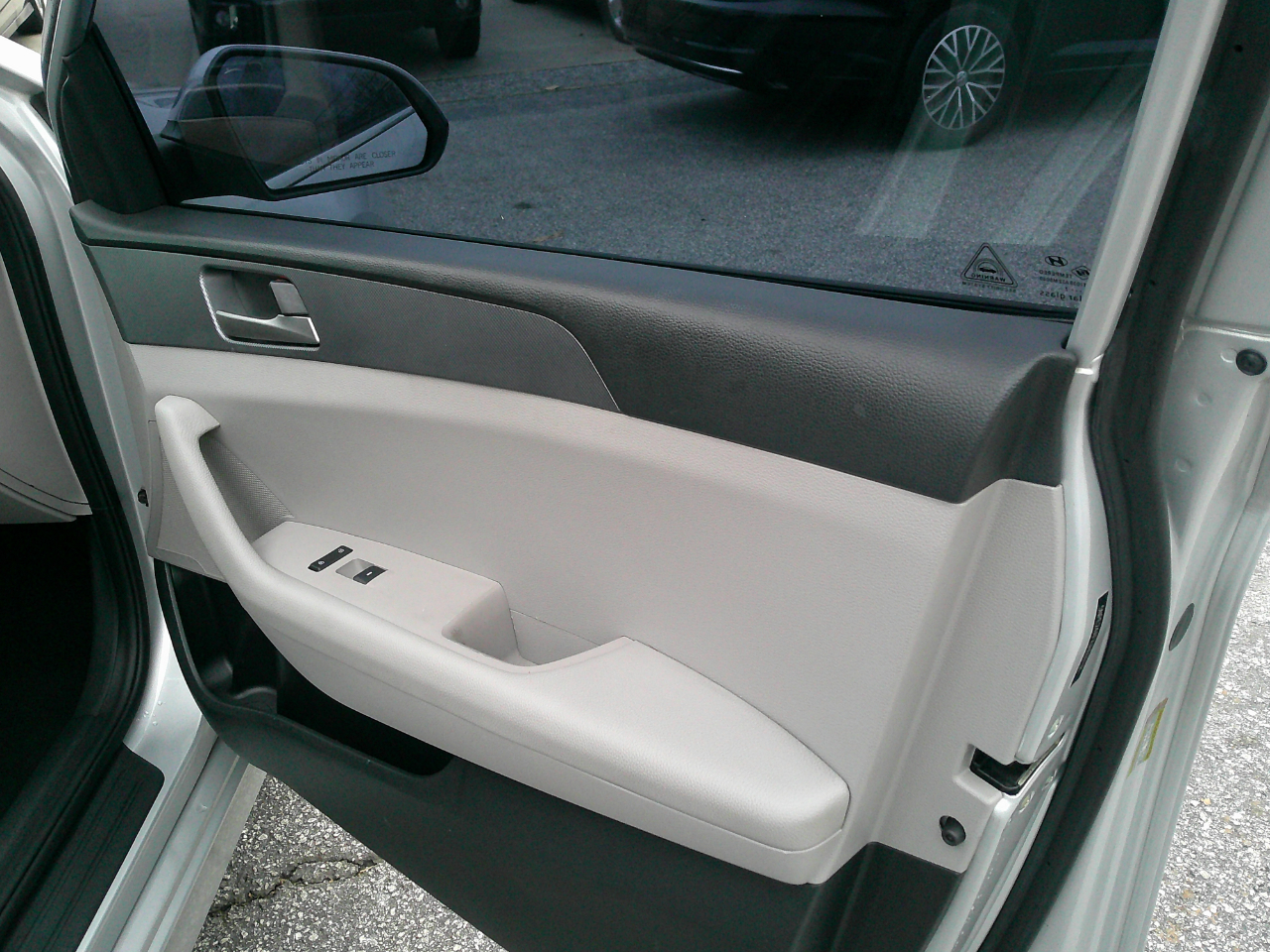 Hyundai Sonata SE 2.4L 2018