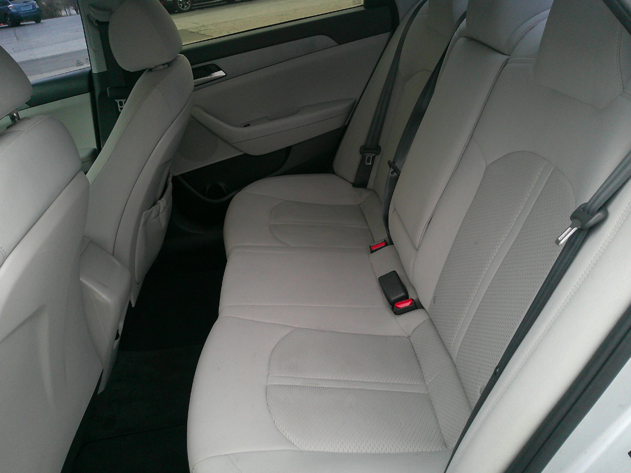 Hyundai Sonata SE 2.4L 2018