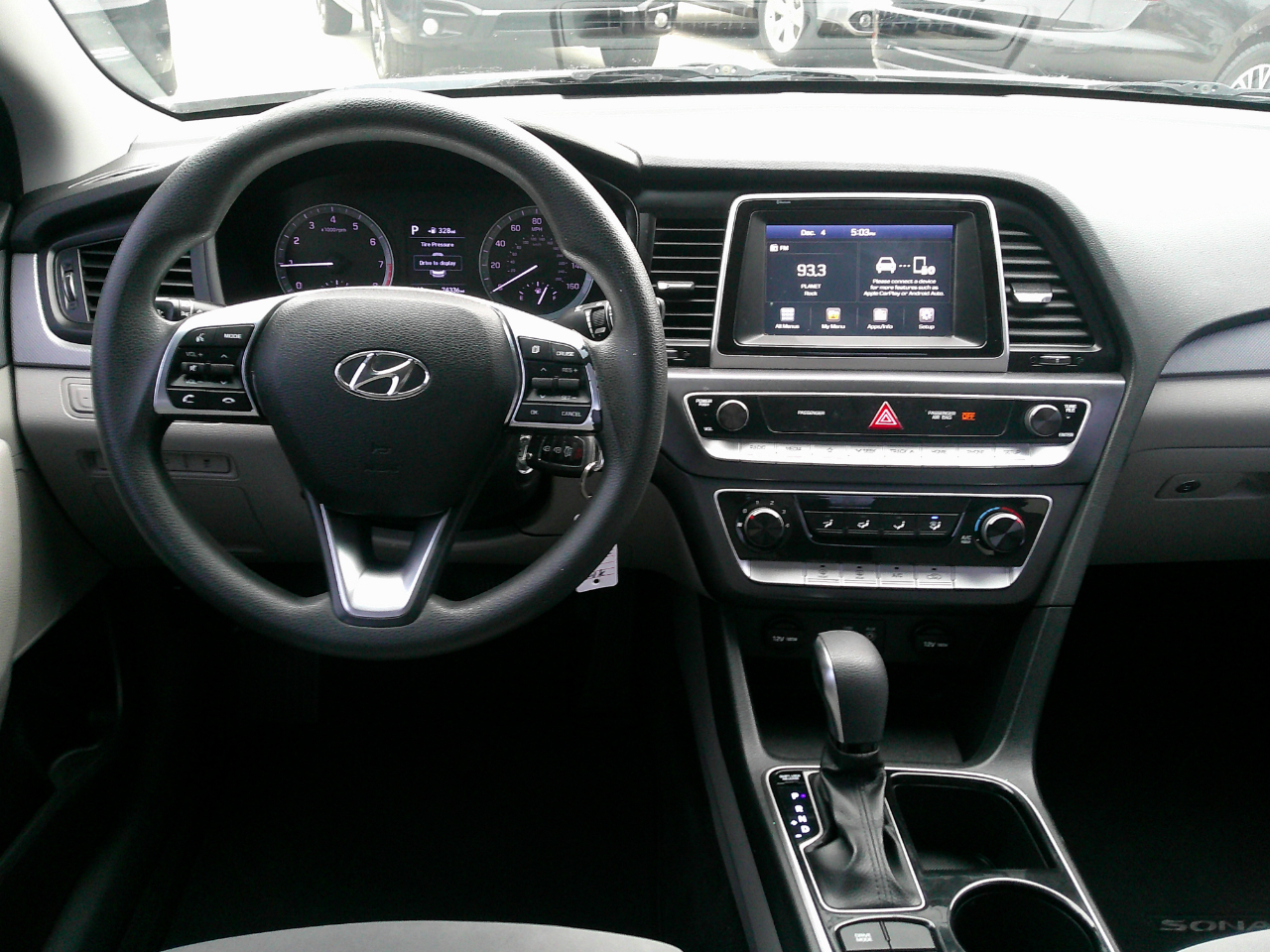 Hyundai Sonata SE 2.4L 2018