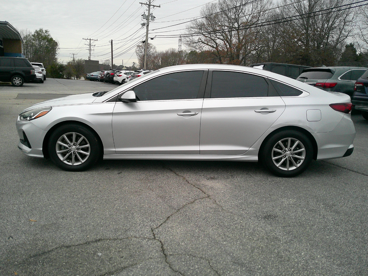 Hyundai Sonata SE 2.4L 2018