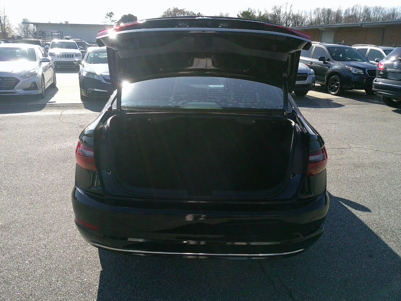 Volkswagen Jetta R-Line Auto w/SULEV 2019