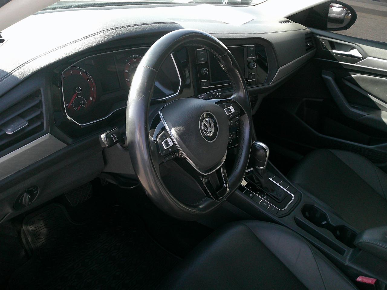 Volkswagen Jetta R-Line Auto w/SULEV 2019