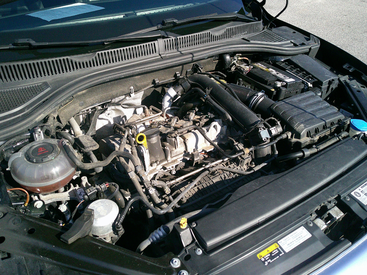 Volkswagen Jetta R-Line Auto w/SULEV 2019